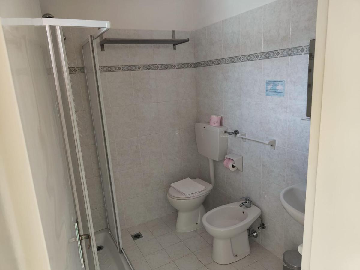 Hotel Gioiella Rimini Bagian luar foto