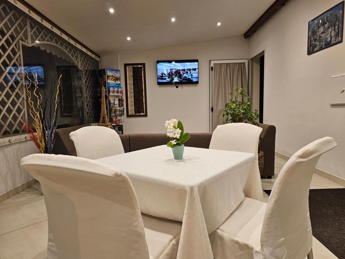 Hotel Gioiella Rimini Bagian luar foto