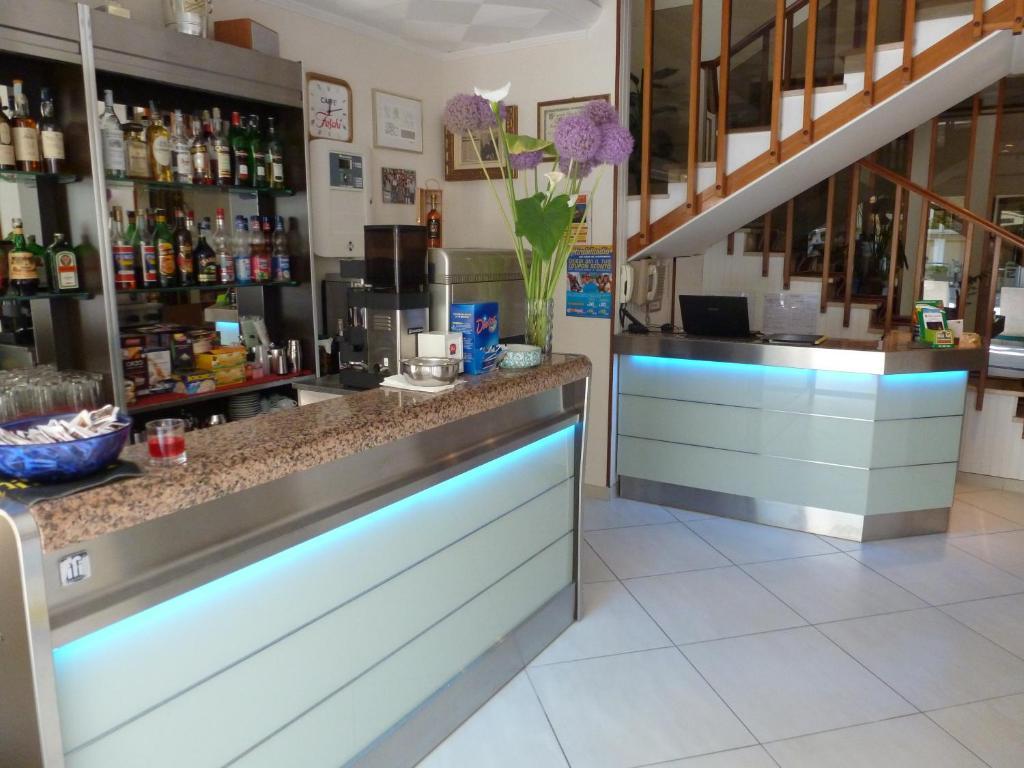 Hotel Gioiella Rimini Bagian luar foto